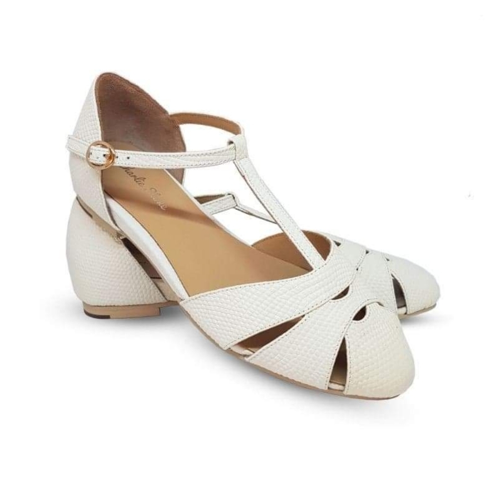 Sardina in white by Charlie stone size 39